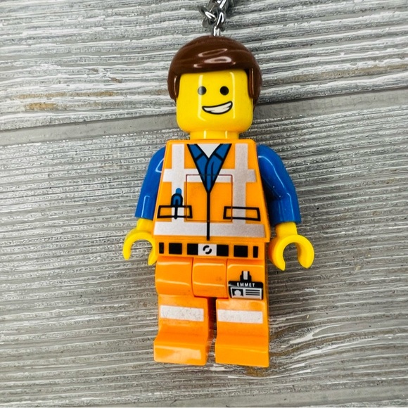 4 large Lego mini figure flash lights keychain pirate , burglar , lego movie II - Picture 10 of 12